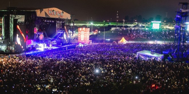 Multidão se emociona com show do The Neighbourhood no Lollapalooza