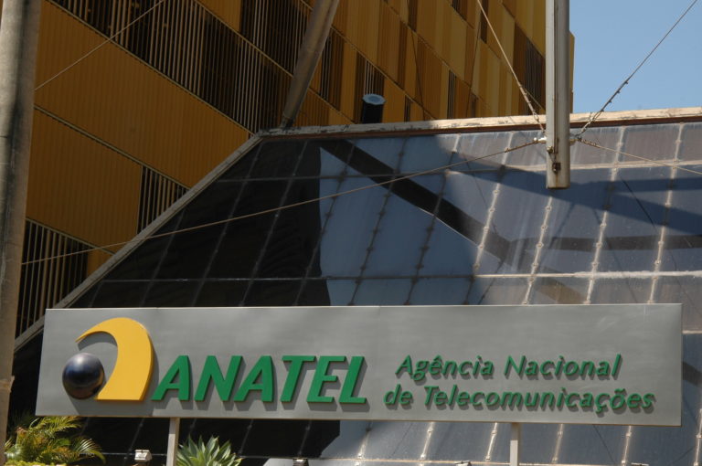 Anatel coloca caso AT&T/Warner Media em pauta