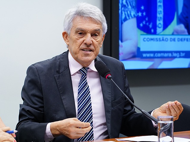 Deputado João Maia também propõe mudanças nas regras de TV paga