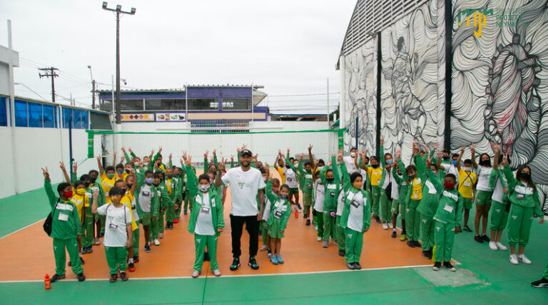 CazéTV e BandSports firmam parceria com Instituto Neymar Jr. para cobrir 3ª edição do Leilão