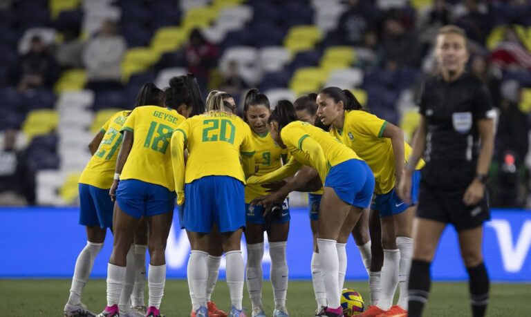 Há uma semana da estreia do Brasil na Copa do Mundo Feminina, sportv estreia a série "Vem Com Elas"