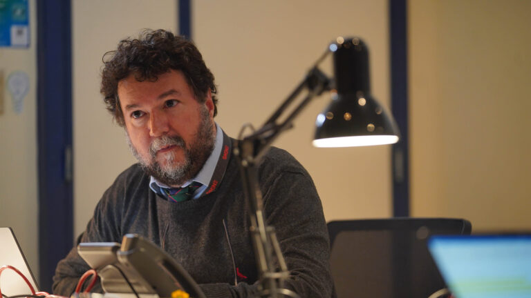 Ali Kamel deixará a direção geral de Jornalismo da Globo e Ricardo Villela será o novo diretor